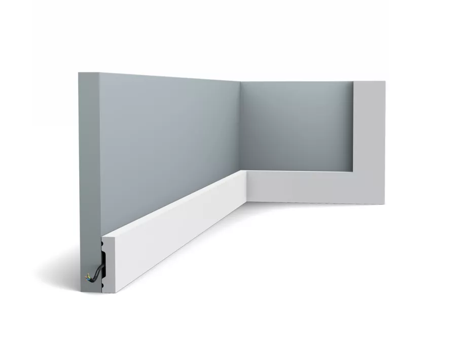 ПЛИНТУС SX162 SQUARE
